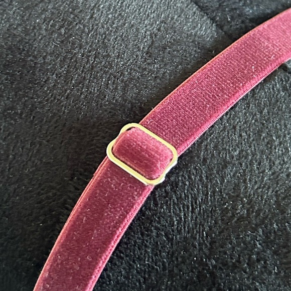 Victoria’s Secret Womans 36 C Dream Angles Push-Up Pink Lace Bra - Picture 7 of 11